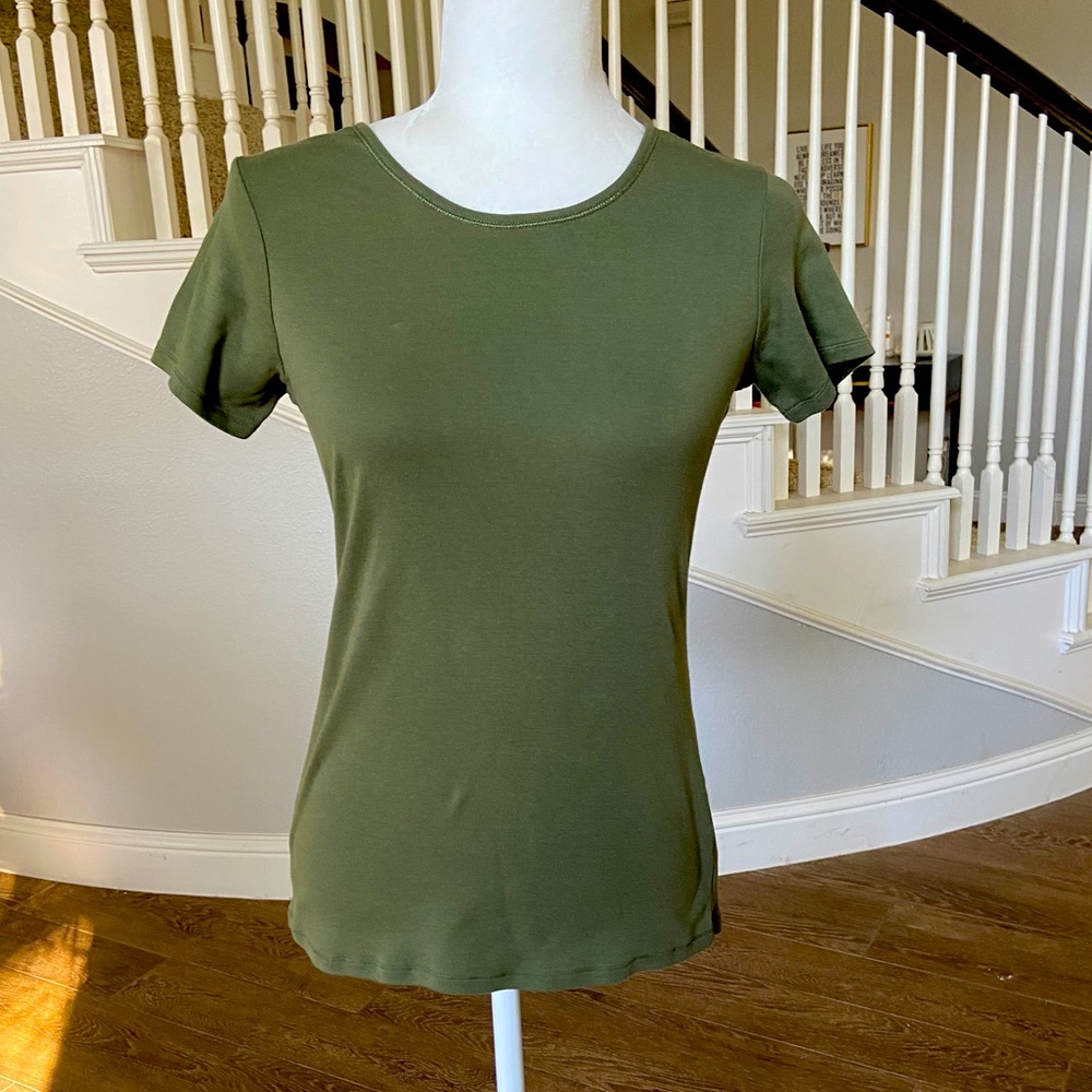 VS Tee Shop Army Green tee